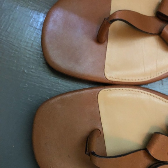 The MICHAEL Michael Kors Tara Thong sandal - Picture 2 of 8
